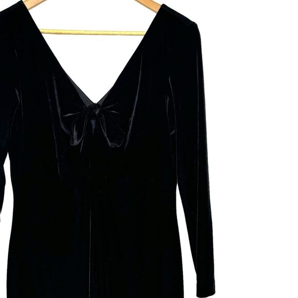 David Meister Size 10 Made in USA Black Bow Velvet Cocktail Dress - Picture 4 of 8